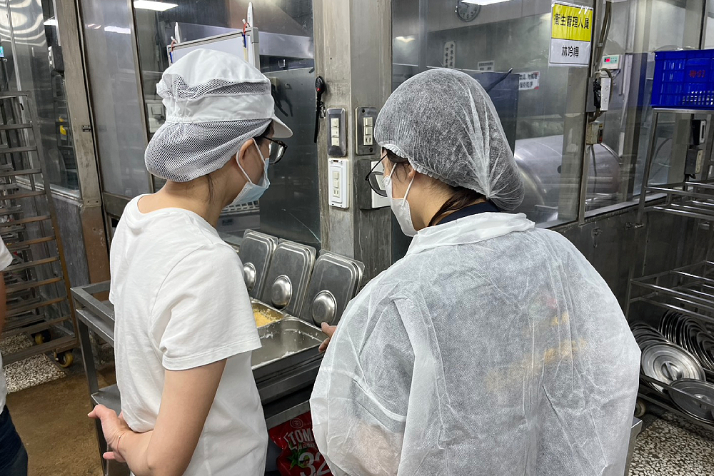指營養午餐不該當政治煙火秀 何欣純喊:我當市長2380大升級 8 指營養午餐不該當政治煙火秀 何欣純喊:我當市長2380大升級 7
