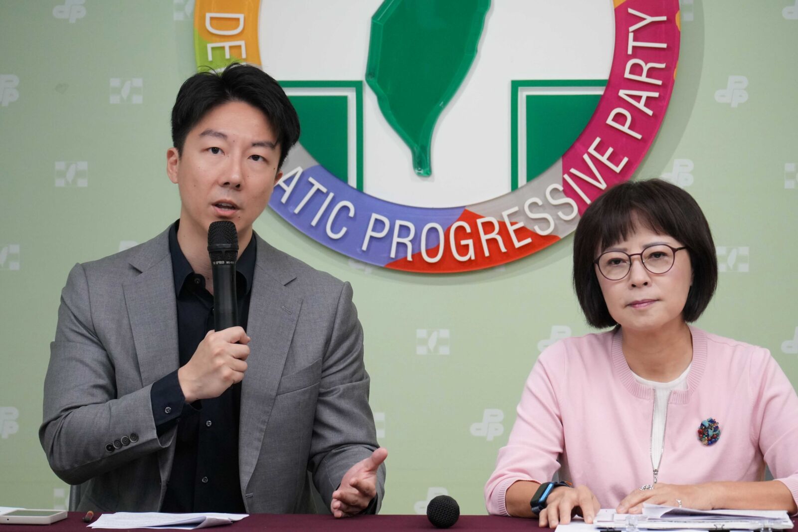 指未對台北10歲女童案道歉 吳崢:蔣萬安不願正面處理問題 184 指未對台北10歲女童案道歉 吳崢:蔣萬安不願正面處理問題 183