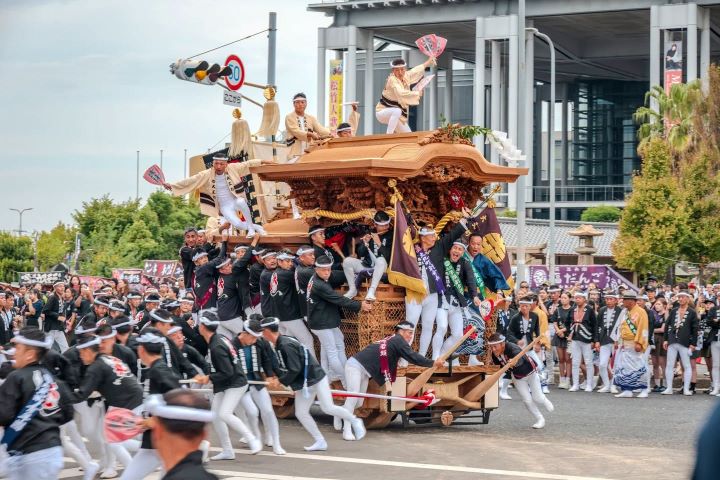 被列為「日本三大喧嘩祭」之一的大阪「岸和田地車祭」。　圖：株式会社 TryHard Japan／提供