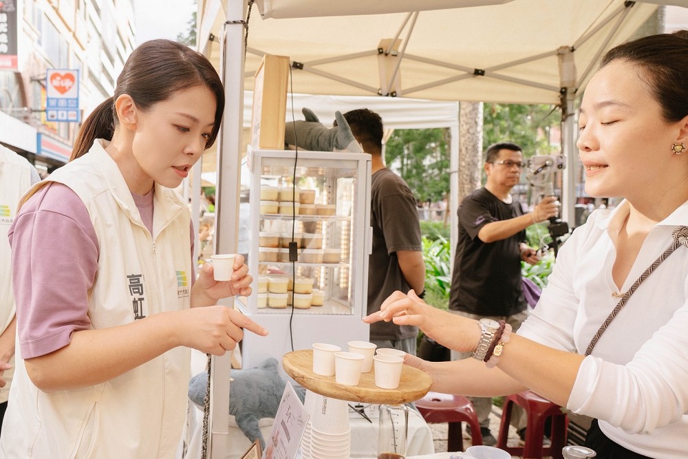 12週竹風好市集逾5百家品牌串聯舊城商圈 高虹安邀民眾相約護城河畔 230 12週竹風好市集逾5百家品牌串聯舊城商圈 高虹安邀民眾相約護城河畔 229