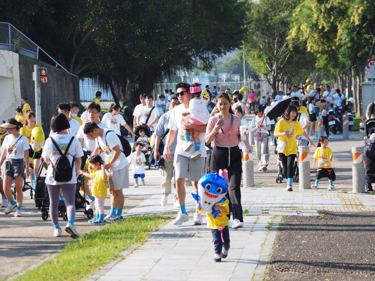 ▲活動規劃親子共跑中央公園，融入Baby Shark經典音樂及海洋元素。(圖/記者顏淑娟翻攝)