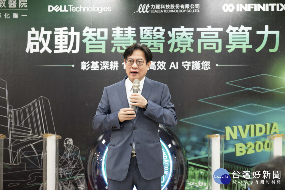 總院長陳穆寬表示,推動AI必須從第一線需求出發,他強調:「AI科技可以是強大的工具,但醫療的核心始終是人。」