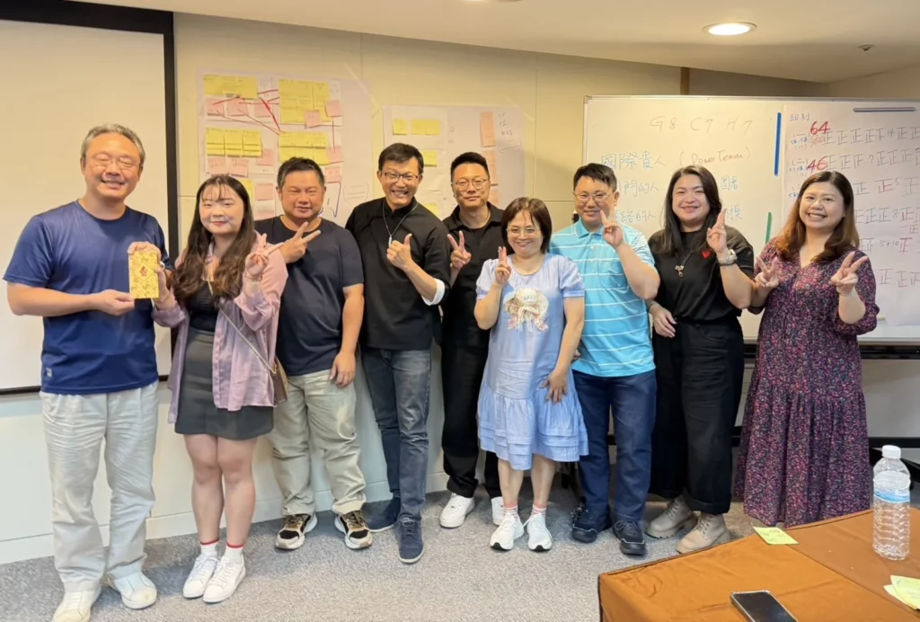 工作坊分組競賽優勝隊伍，競爭中討論更多合作機會。