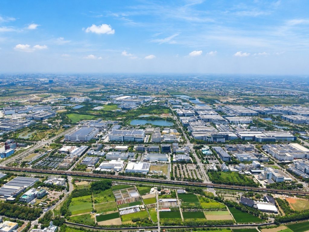 「南科」磁吸效應強勁！善化區、新市區名列台南家戶成長率前兩名，顯示高科技產業進駐對地方人口結構帶來巨大轉變。(永慶房產集團提供)