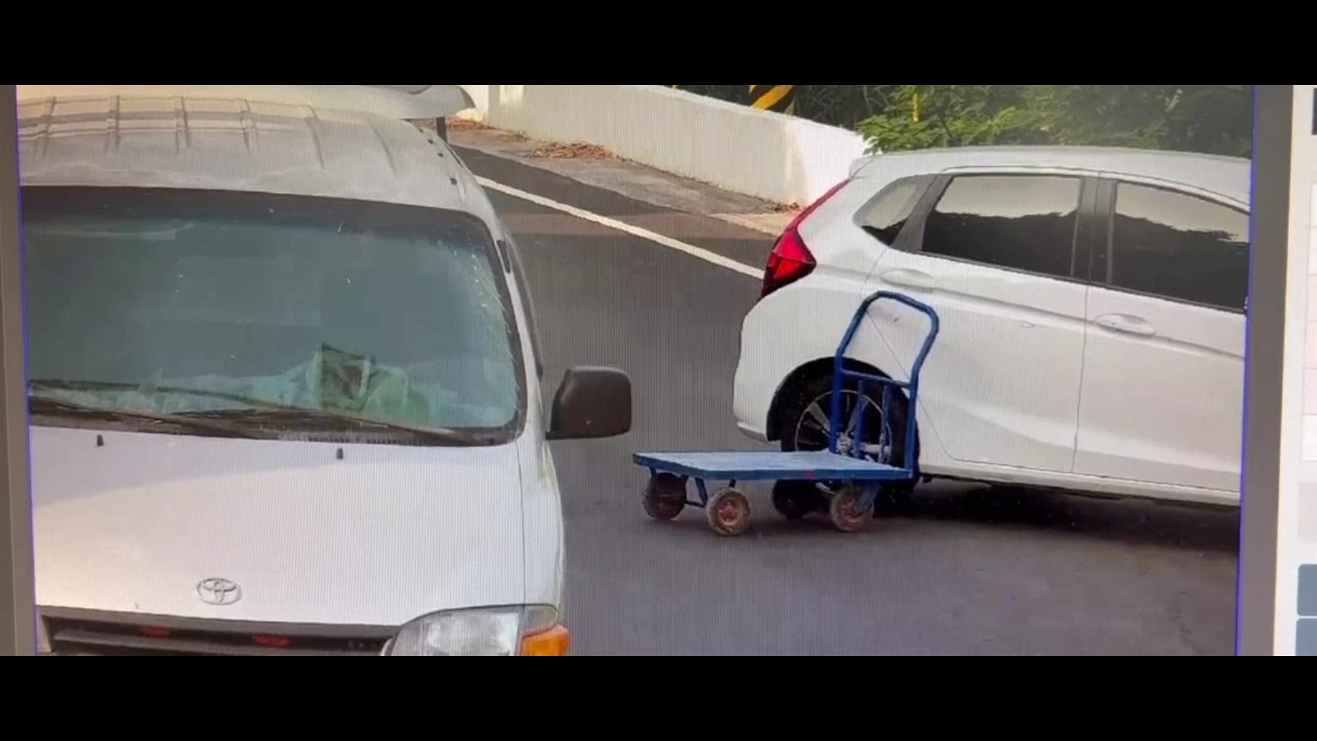 SQ09235 7花壇廂型車後門突開