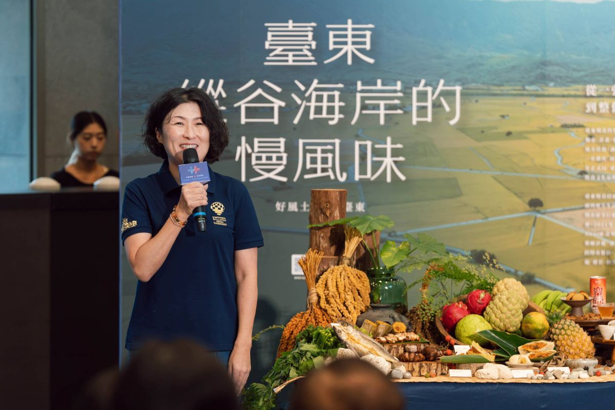 圖/饒慶鈴推廣臺東「慢風味」 2026國慶焰火配套市集在地產品亮相。(臺東縣政府提供)