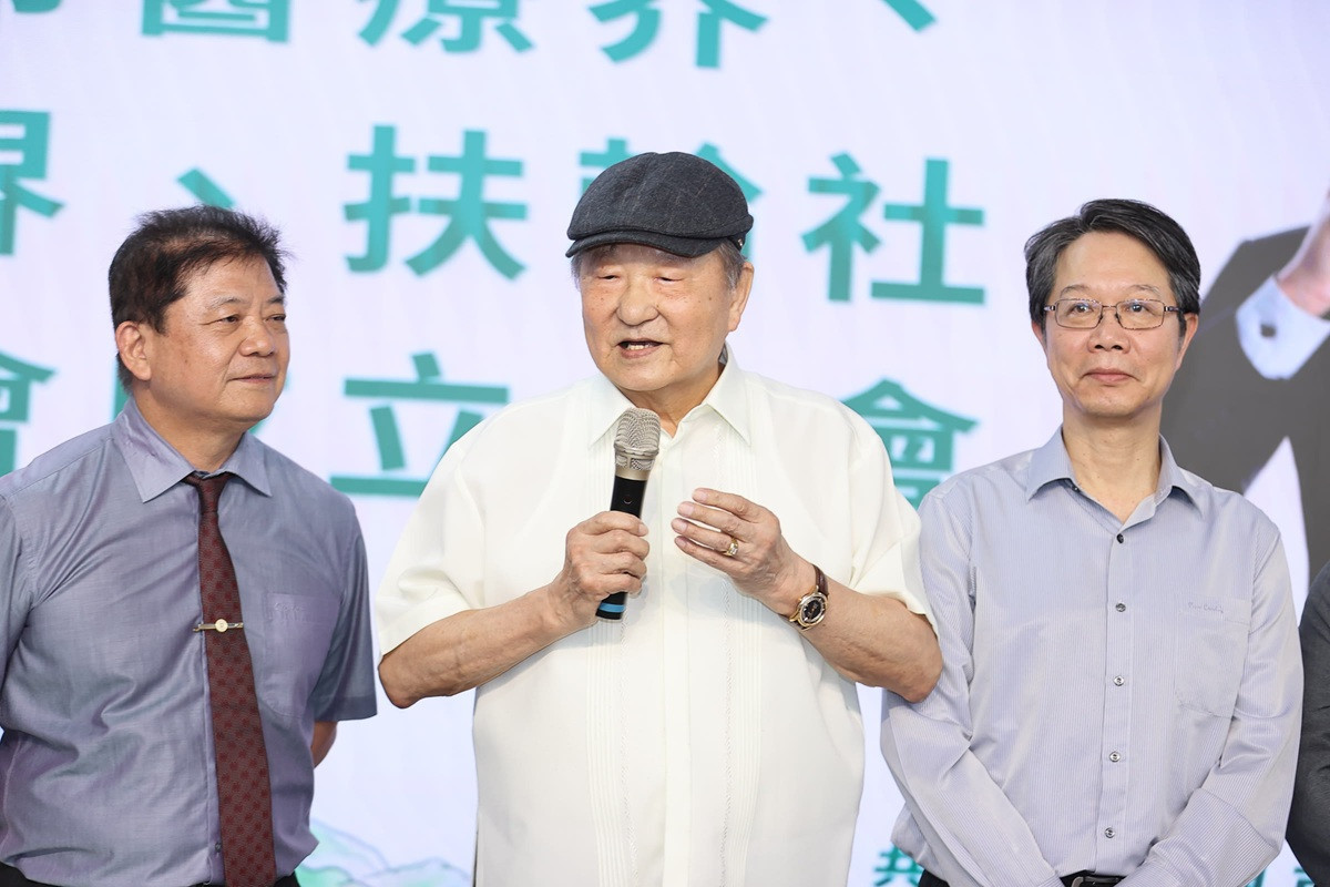 黃柏瑜成立4大後援會拚聲勢 88歲醫界大老率名醫群相挺