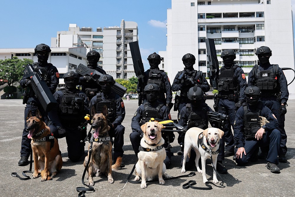 最萌「毛英雄」出任務 緝毒偵爆、災區搜救犬雙十國慶顯神通 258 最萌「毛英雄」出任務 緝毒偵爆、災區搜救犬雙十國慶顯神通 257