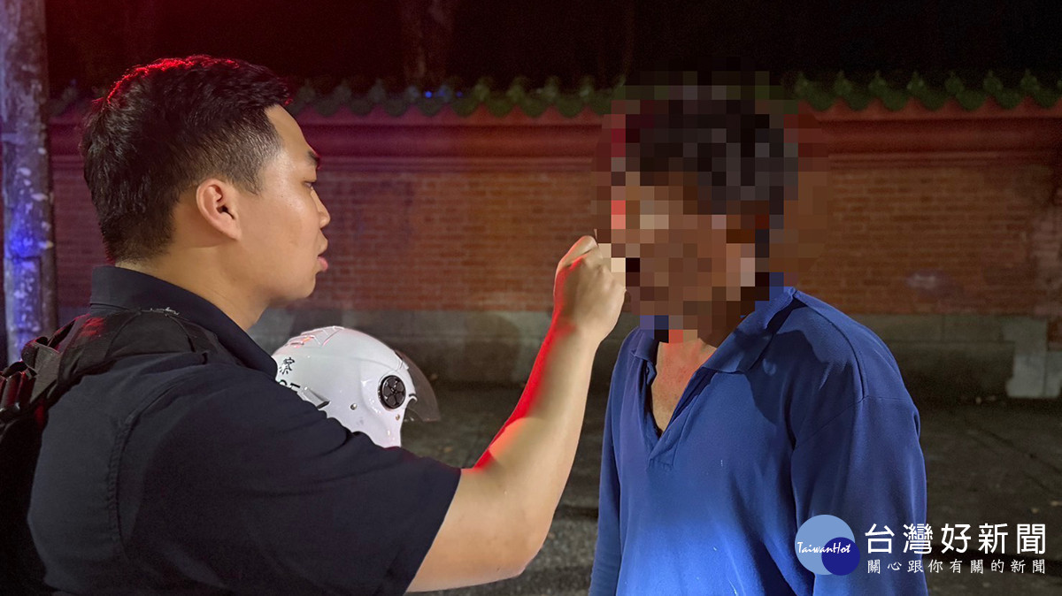 警方在同一路口加強酒毒駕取締，查獲賴男毒駕，車內搜出毒品及相關器具。（圖/陳招宗翻攝）