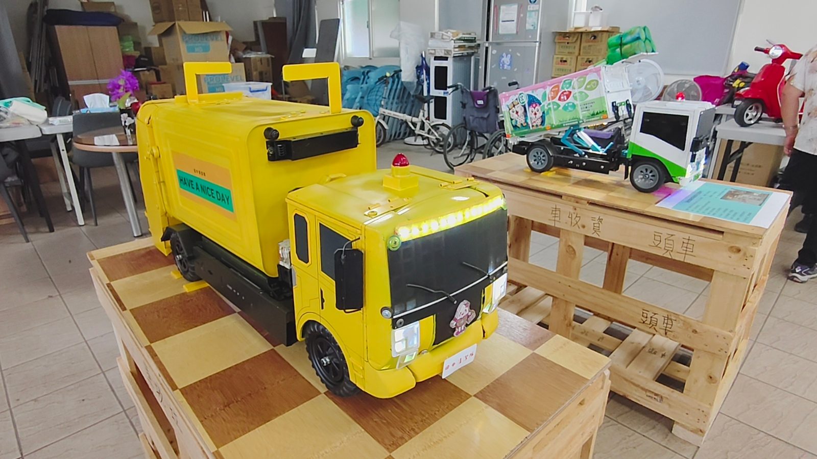 SQ10057 5田中鎮清潔隊巧手變出清運車