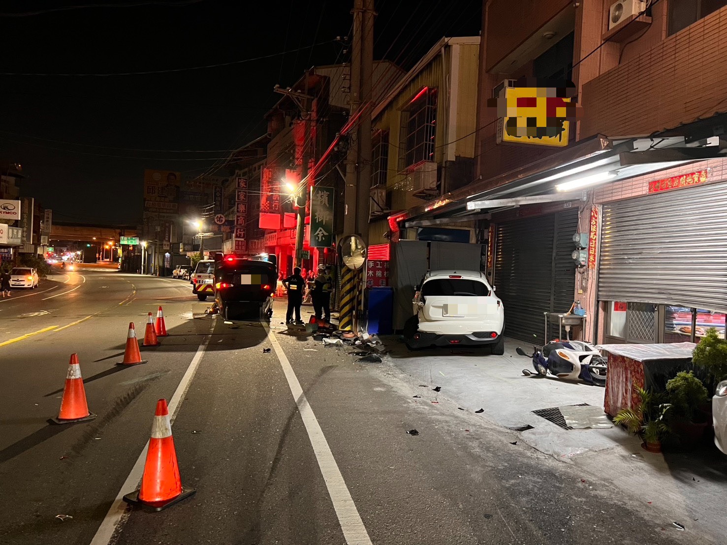 SQ10114 2酒駕失控連撞休旅車