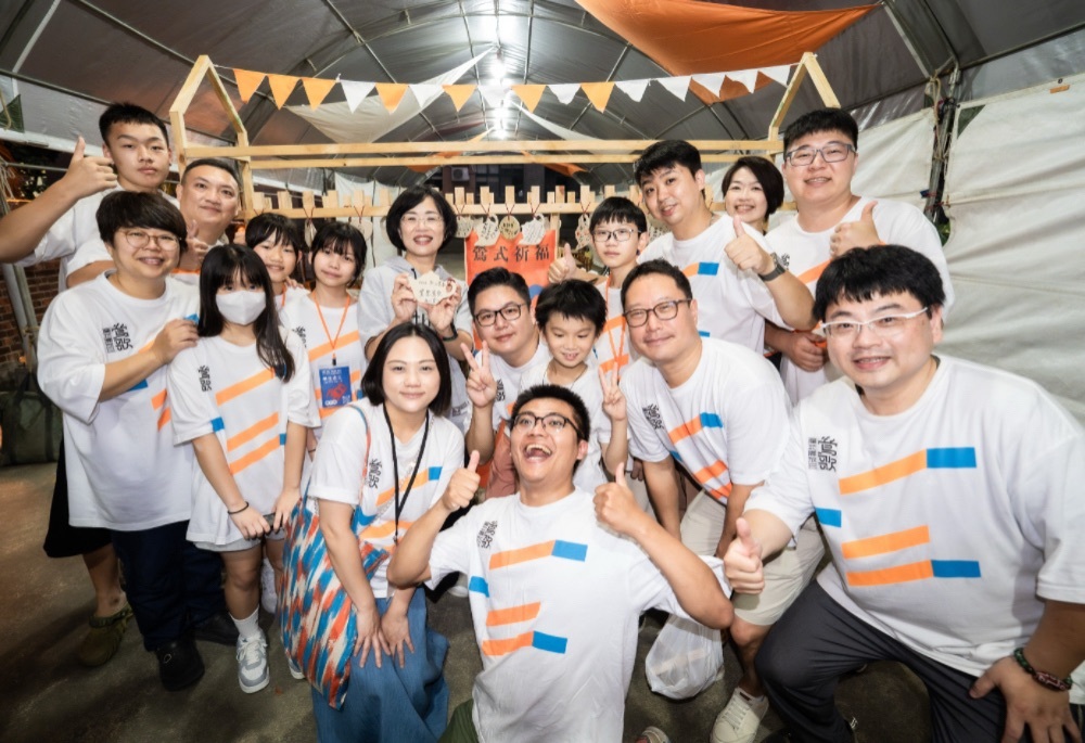 蘇巧慧走訪鶯歌陶藝市場 見證青年創意翻轉產業 217 248261011a01