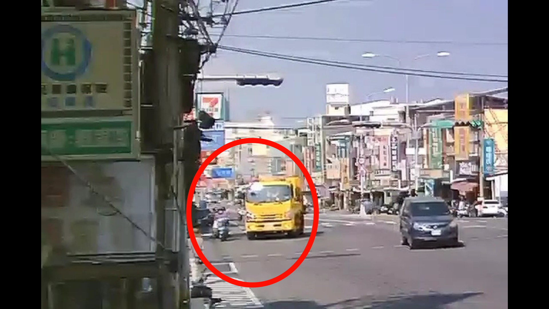 SQ10125 3彰化垃圾車右轉撞死73歲婦人