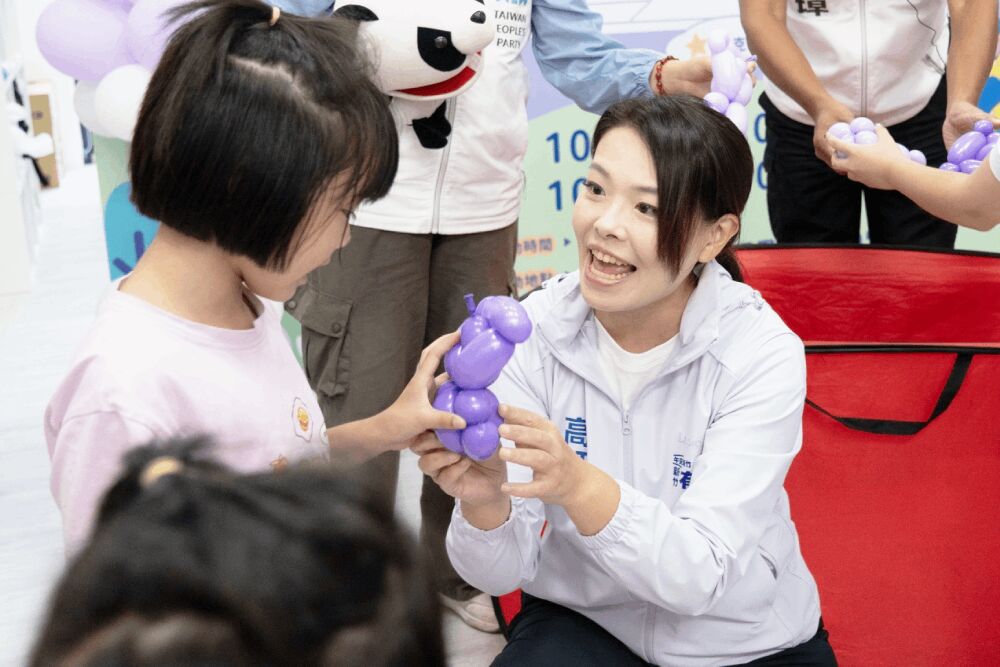 親子匹克球、魔術秀齊登場 高虹安揪大小朋友10/17再次同樂 240 照片來源:新竹市長高虹安競選總部