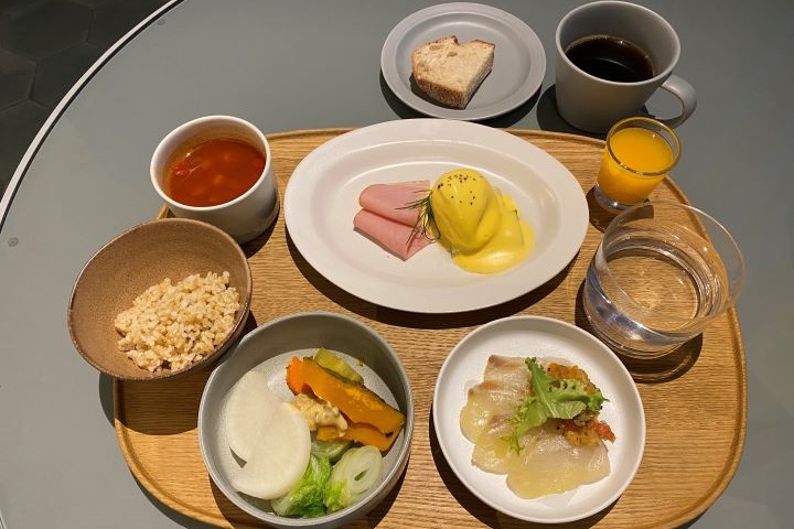 隈研吾操刀 入住愛媛水都西条零耗能飯店