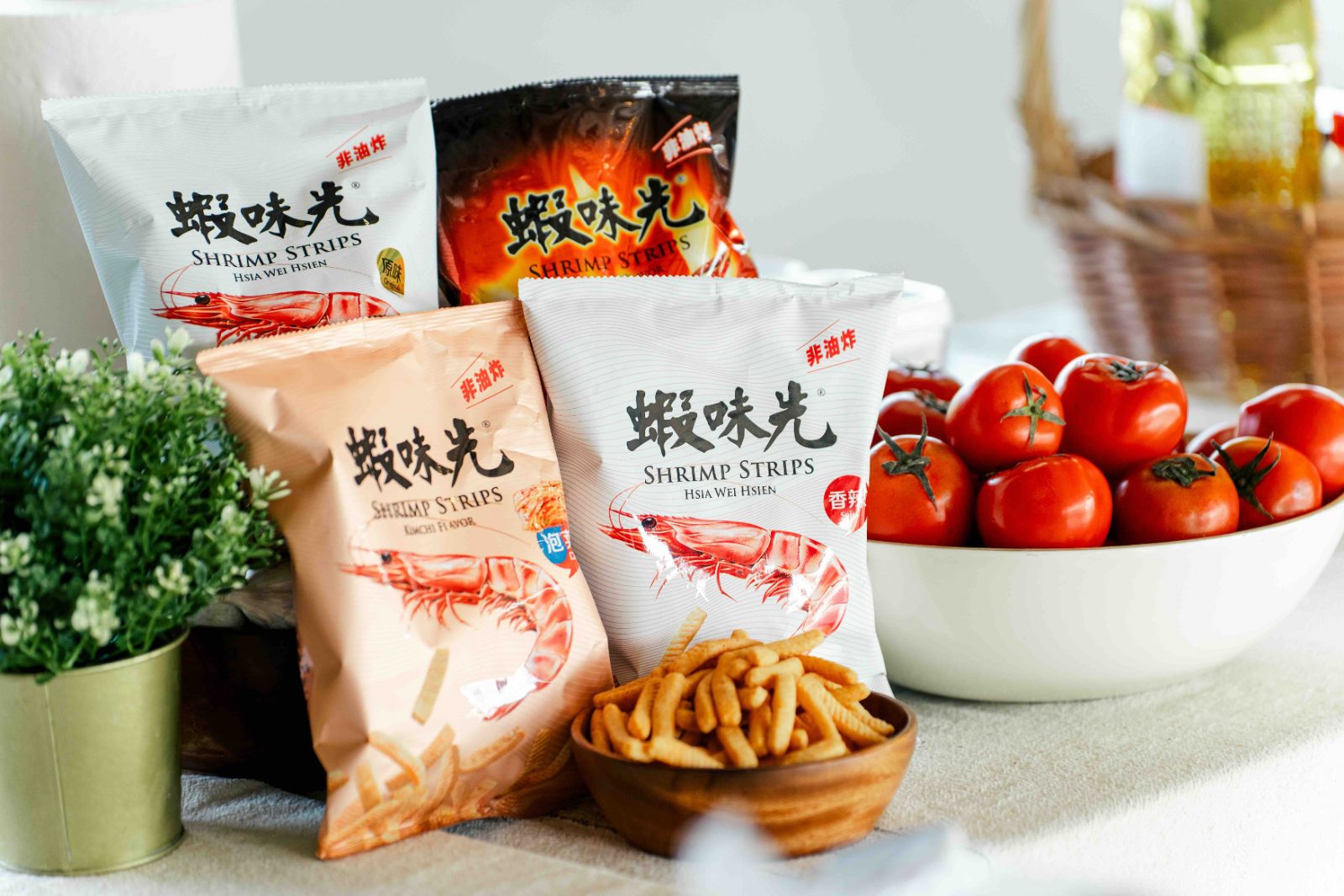 除了鎖定節目中的精彩內容，身為許多人童年記憶中經典美味的「蝦味先」，也將前進實體活動與大家同樂。（圖：好看娛樂）