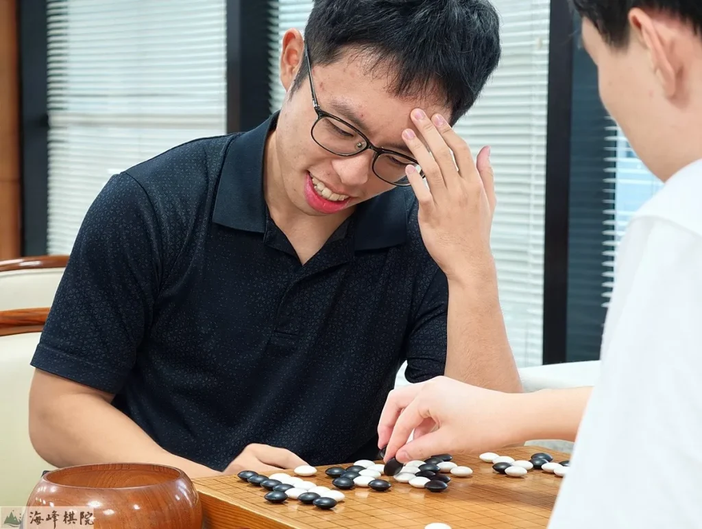 賴均輔碁聖