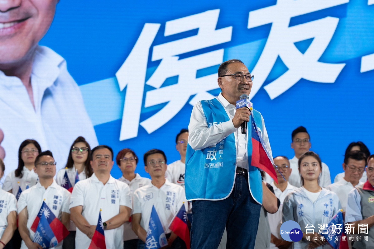 不分黨派地域齊聚桃園挺善良 逾三萬人擠爆會場全力支持張善政連任