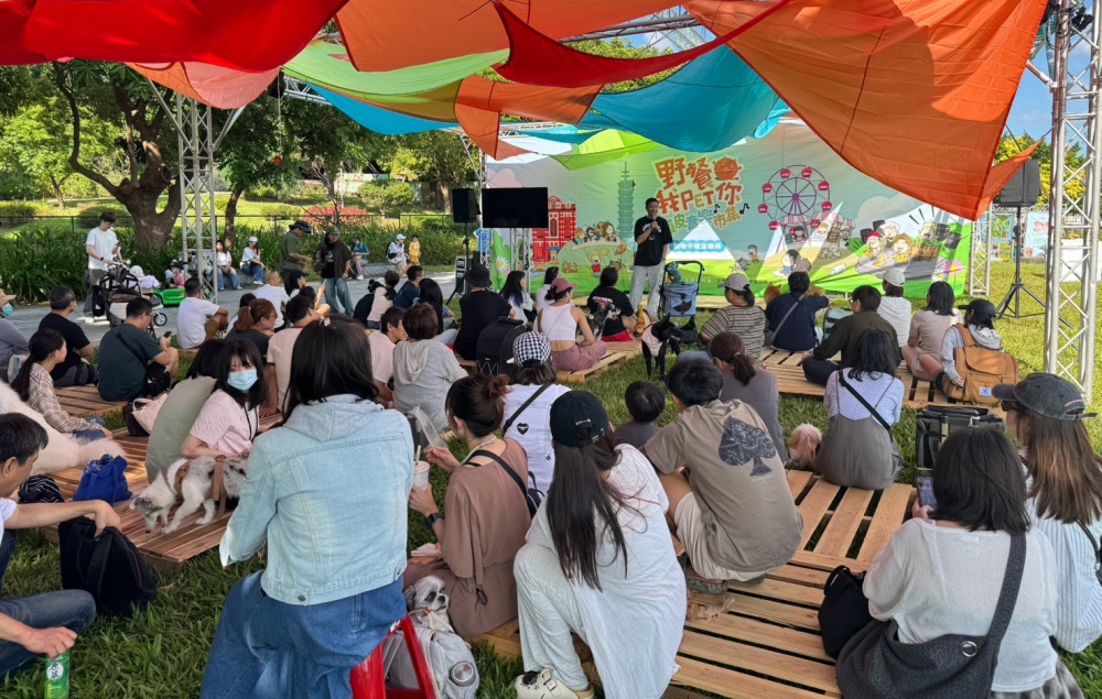 JINS《滾草皮音樂市集》嗨翻花博！萬人帶毛孩同樂　金曲卡司輪番開唱 247