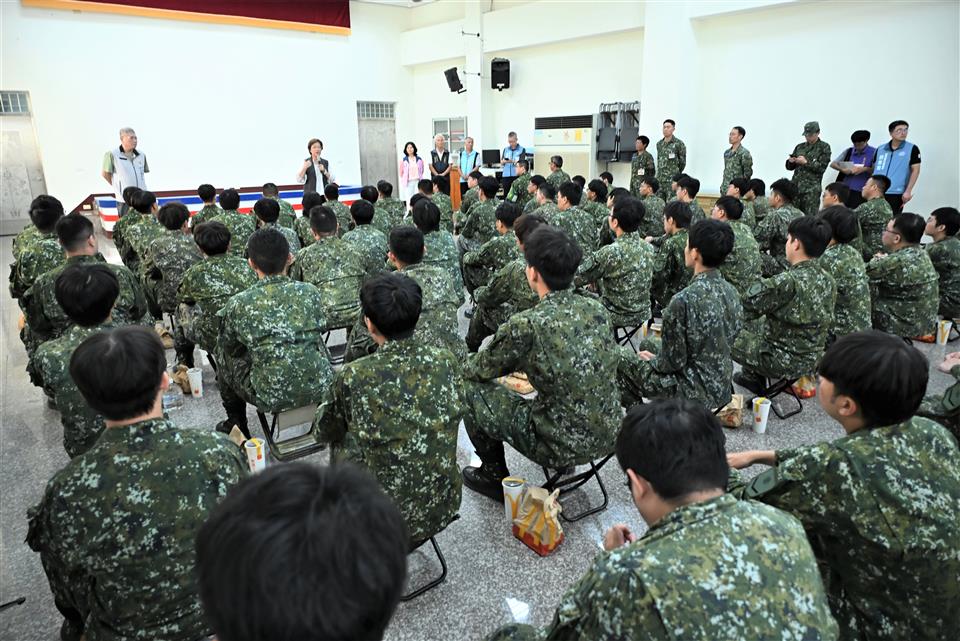 SQ10192 5常備兵役軍事訓練
