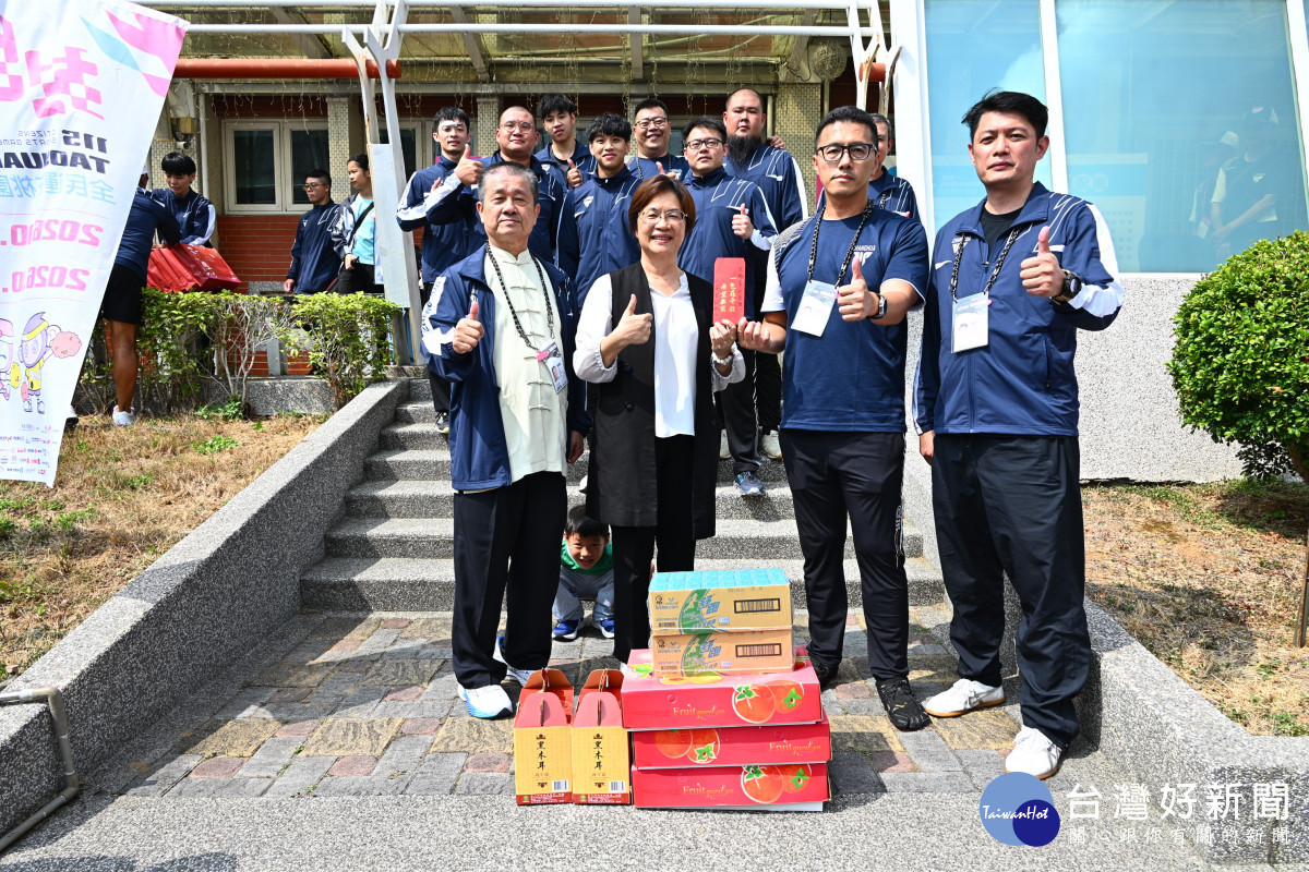 彰化太極拳全民運奪3金3銀2銅，王惠美赴桃園慰勉選手。圖／彰化縣政府提供