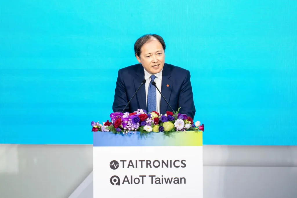 貿協秘書長王熙蒙指出，AI 的真正價值，不只在於技術能力的提升，更在於如何將 AI 應用於工廠、產品與日常營運，解決實際問題。(貿協提供)