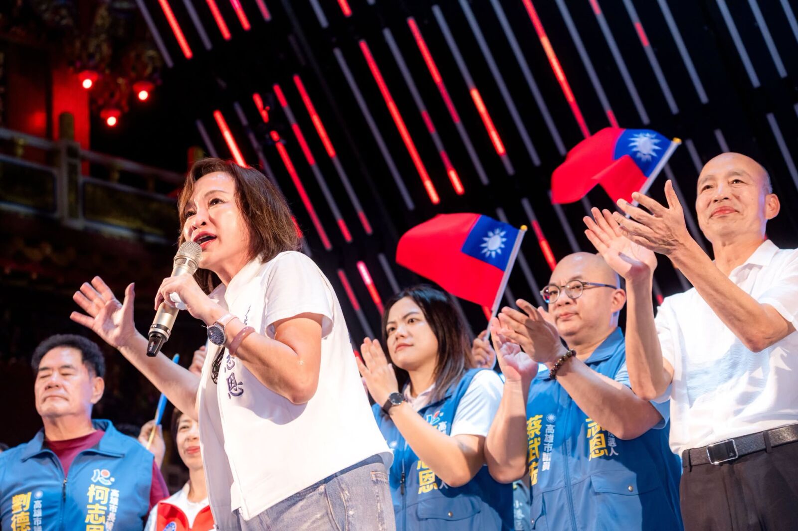【藍蝴蝶專欄】從美白小腿到萬里長城:韓國瑜助選,柯志恩為何總要忙著解釋? 208 【藍蝴蝶專欄】從美白小腿到萬里長城:韓國瑜助選,柯志恩為何總要忙著解釋? 207