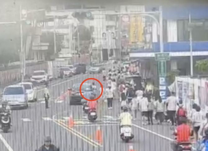 SQ10254 1員林獅子盃路跑驚傳車禍