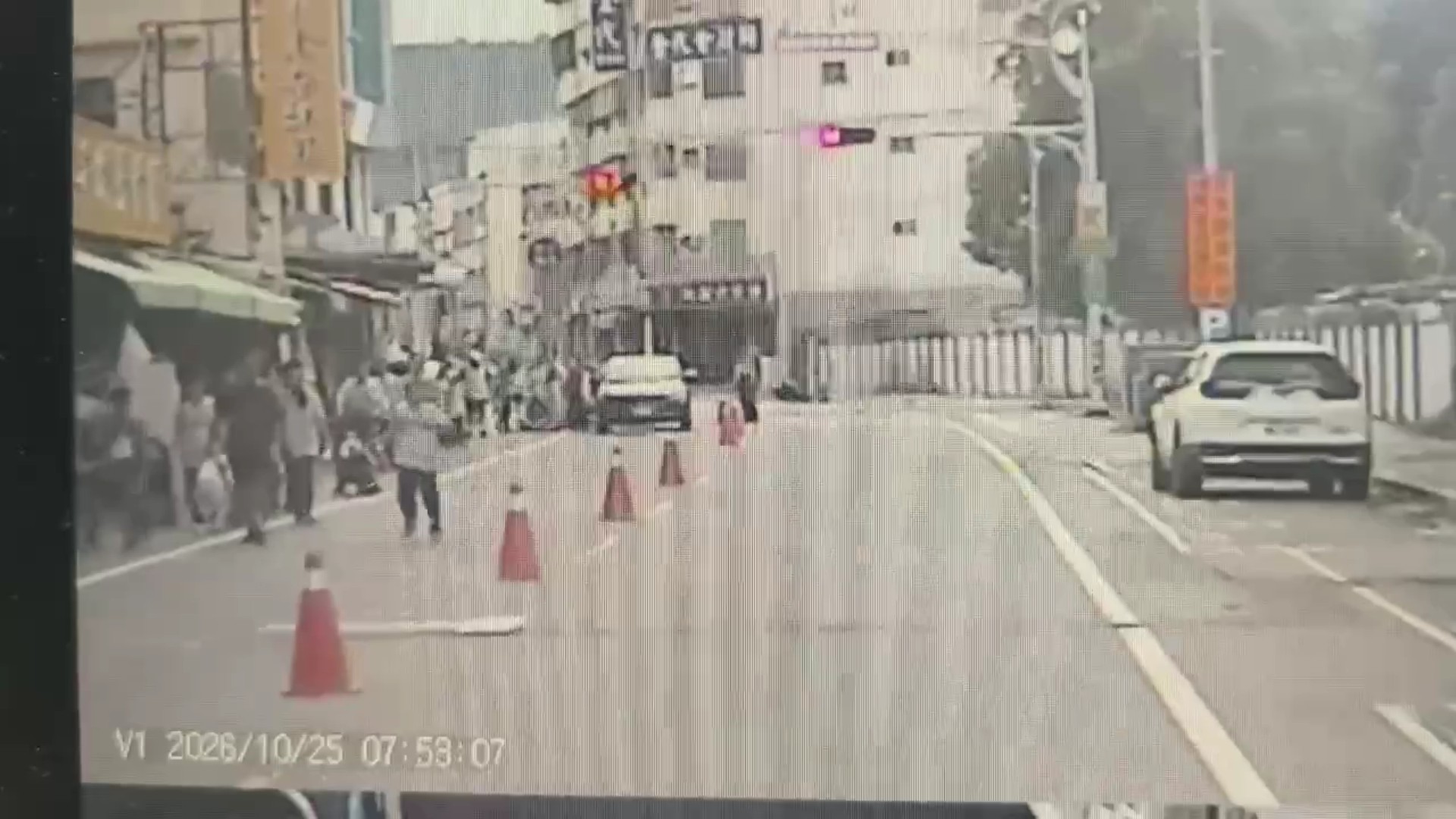 SQ10254 4員林獅子盃路跑驚傳車禍