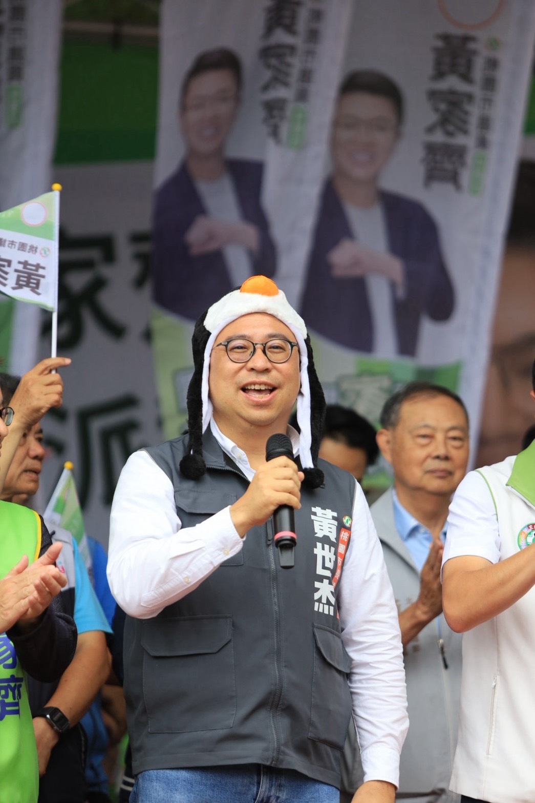 連赴4議員候選人競總成立 黃世杰允諾當選後逐項落實政見 108 連赴4議員候選人競總成立 黃世杰允諾當選後逐項落實政見 107
