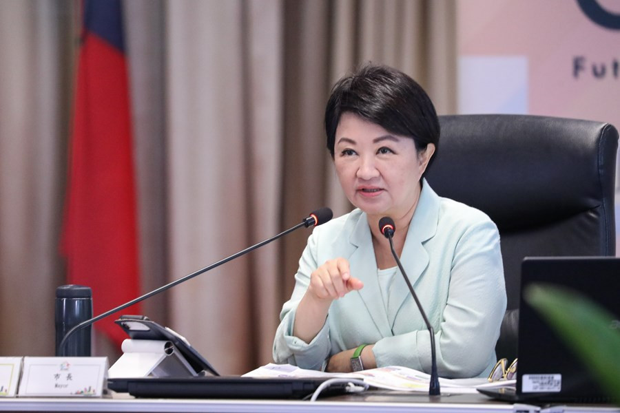 讓托育人員安心留任、爸媽放心打拚！盧市長宣布明年首推久任獎金 最高3.6萬元