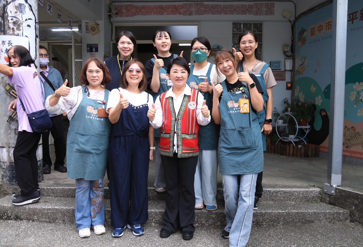 ▲台中市長盧秀燕率市府團隊今(28)日啟動和平專案，前往全國海拔最高的和平親子館視察。(圖/記者顏淑娟翻攝)