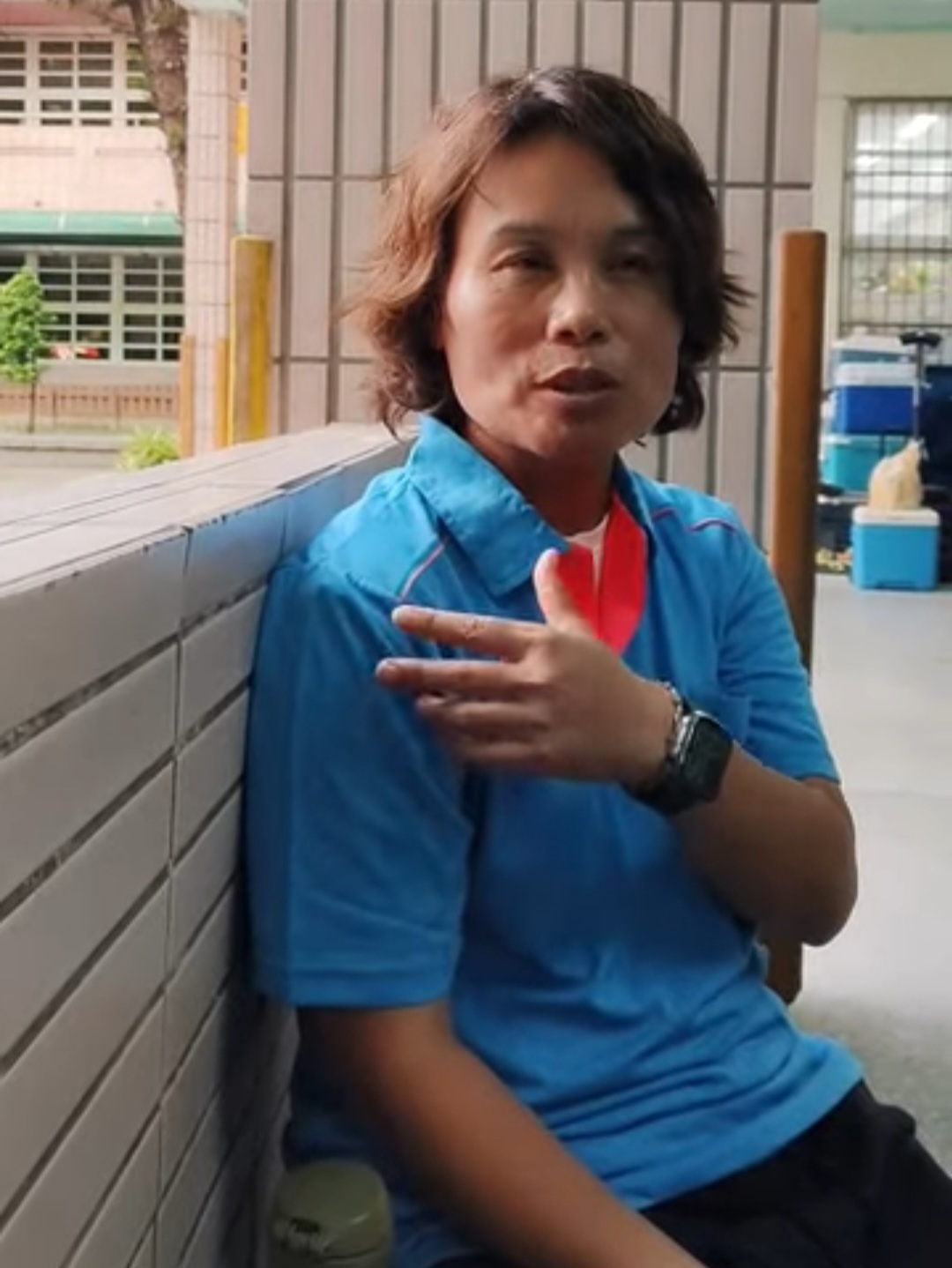 錦興國小女子壘球教練楊喬娟則表示，她和教練們投入錦興國小訓練工作多年，希望孩子能在快樂的氣氛中學習壘球，享受運動帶來的成就感。(影像由記者謝依璇拍攝)。