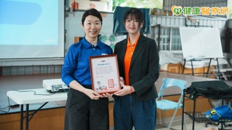 骨骼健康衛教走入社區!企業志工陪伴宜蘭五結長者