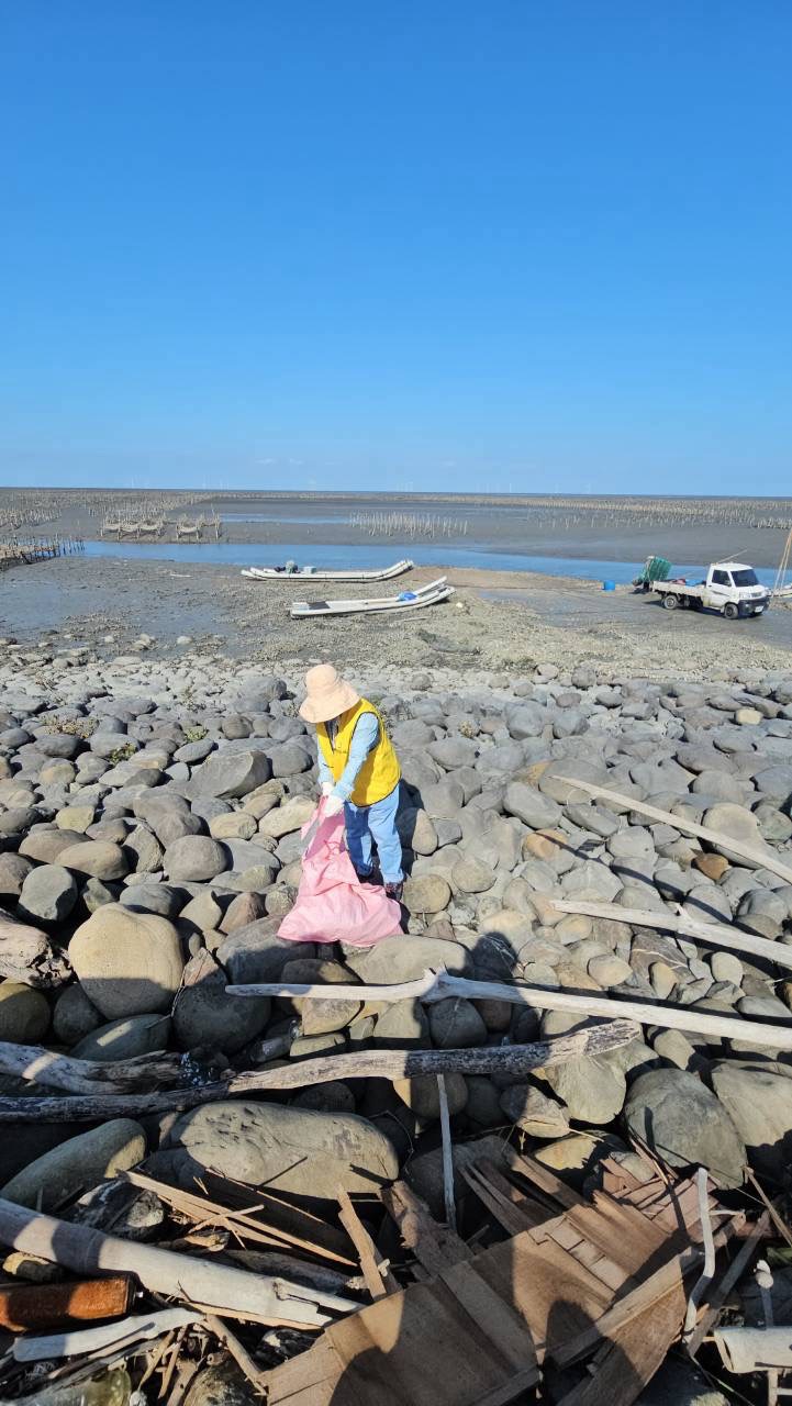 SQ10305 6國聲廣播海堤淨灘